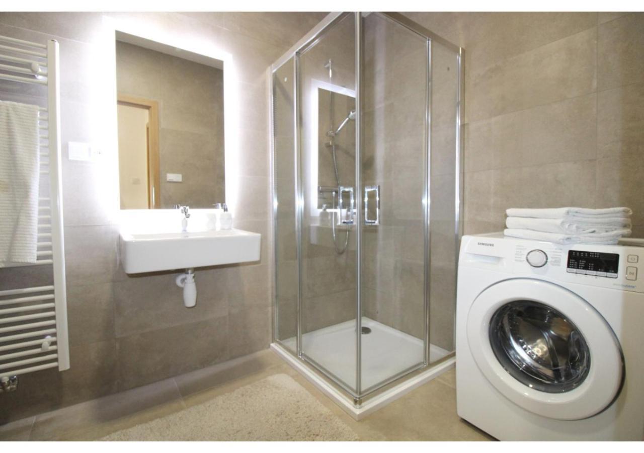 Studio Apartman 22, Rezidence Javor Zelezna Ruda Bagian luar foto